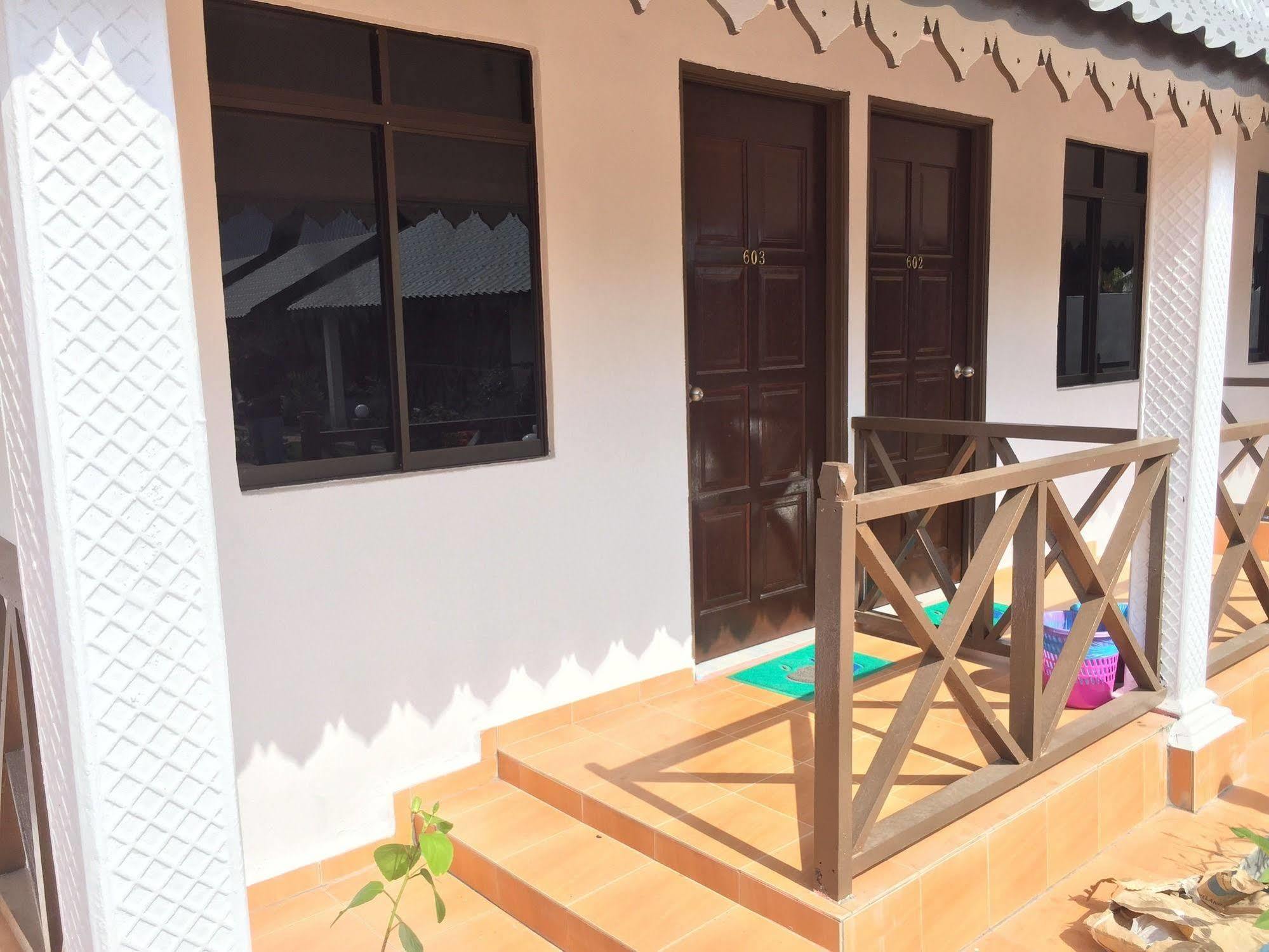 Rasa Senang Villa -Islam Guest Only Pantai Cenang  Dış mekan fotoğraf