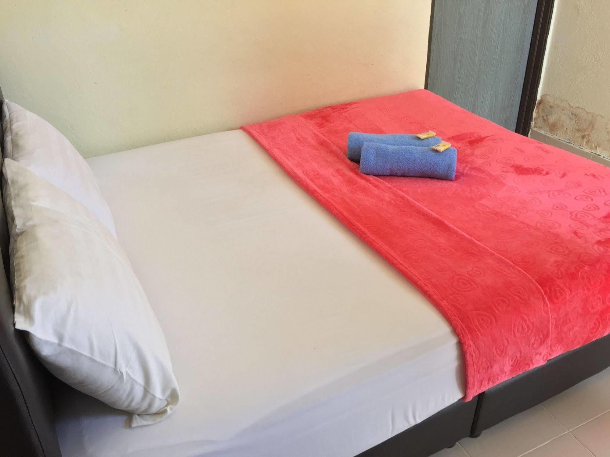 Rasa Senang Villa -Islam Guest Only Pantai Cenang  Dış mekan fotoğraf