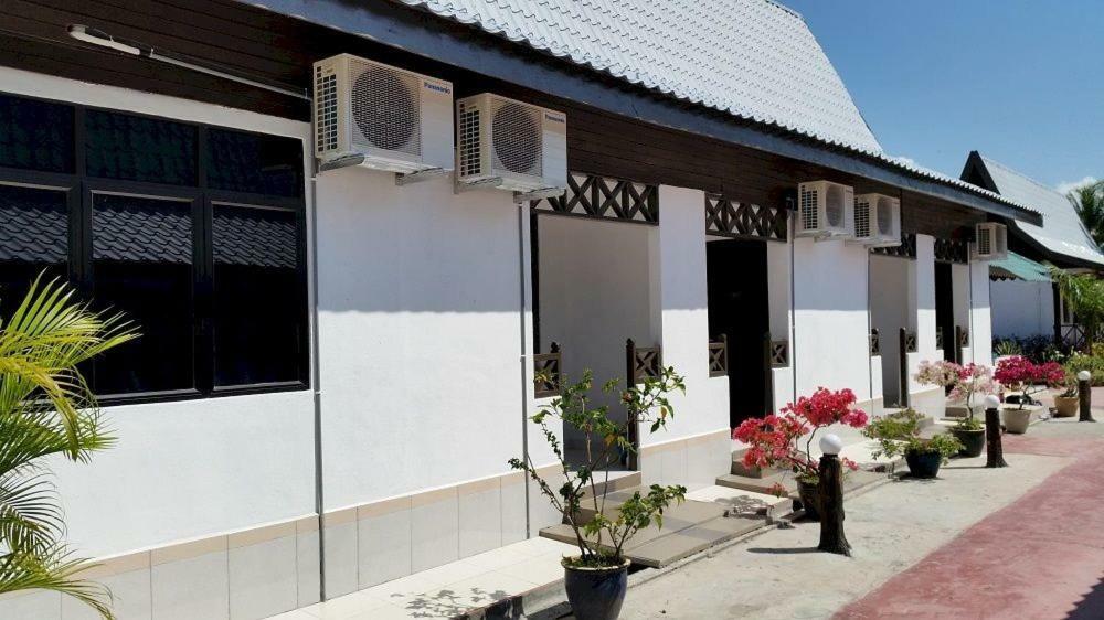 Rasa Senang Villa -Islam Guest Only Pantai Cenang  Dış mekan fotoğraf