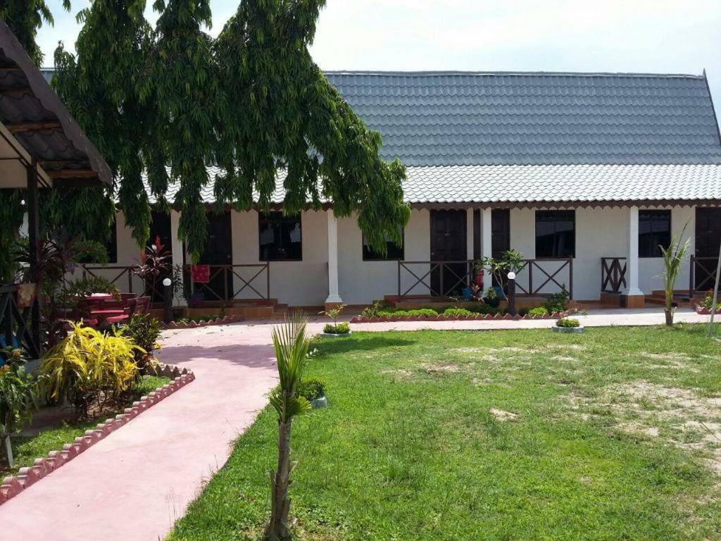 Rasa Senang Villa -Islam Guest Only Pantai Cenang  Dış mekan fotoğraf